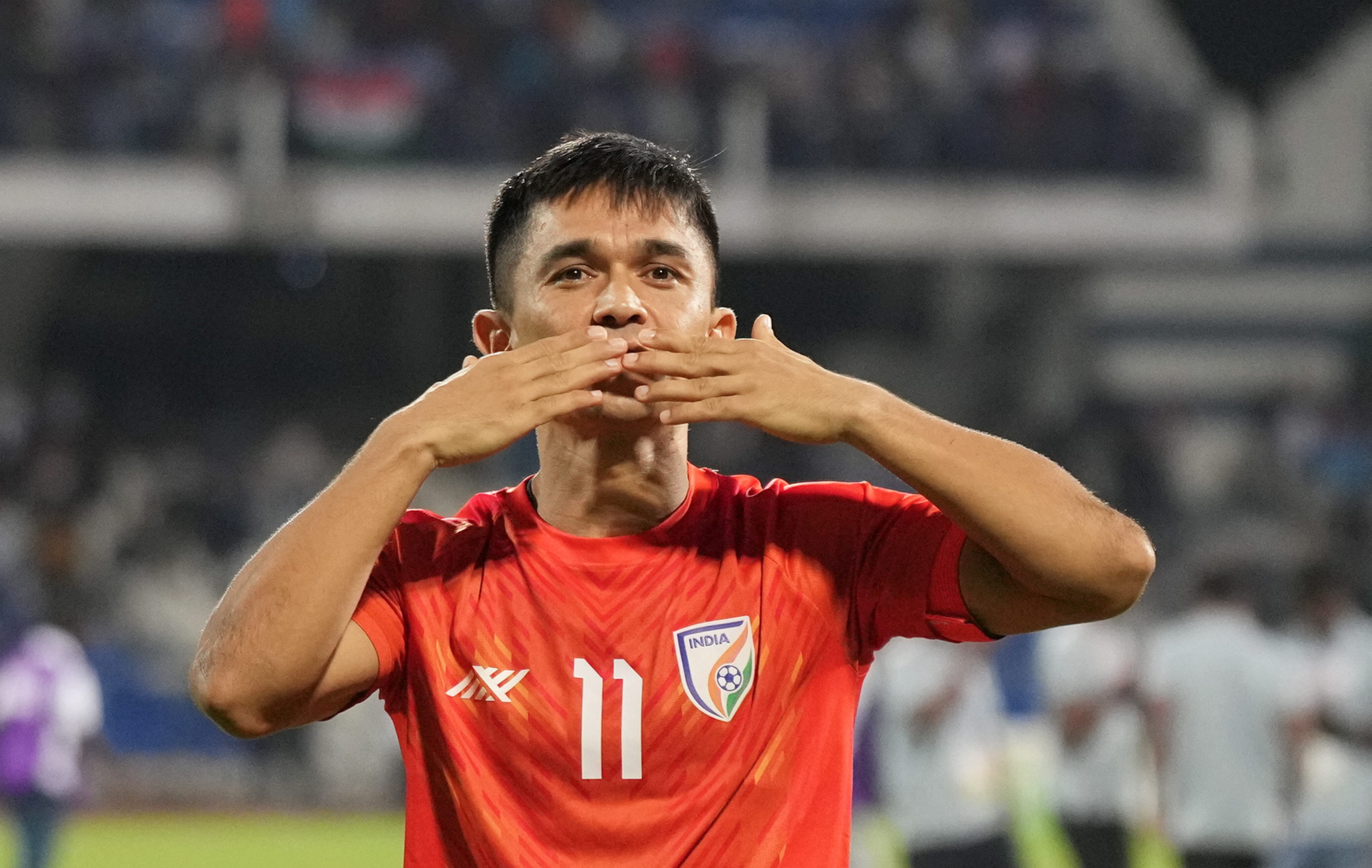 https://www.salarnews.in/public/uploads/images/newsimages/maannewsimage16052024_150405_Sunil Chhetri 1.jpg